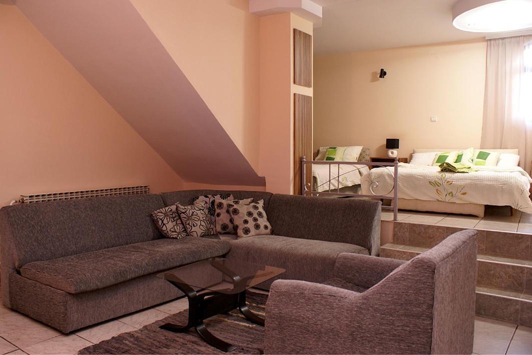 B&B Bebinac Leskovac  Eksteriør bilde